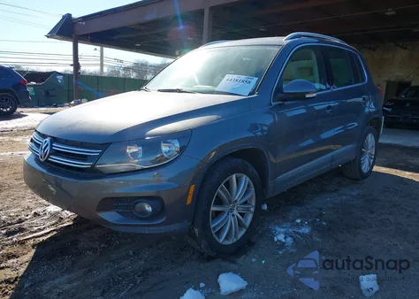 2012 Volkswagen Tiguan Se z USA, uszkodzony, nr VIN WVGAV7AX1CW005411